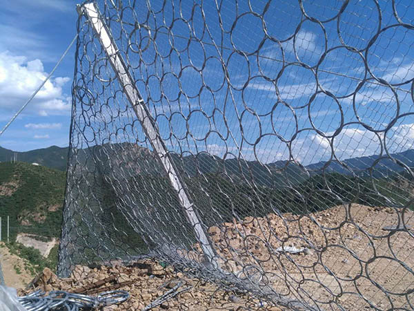 Rockfall Barrier